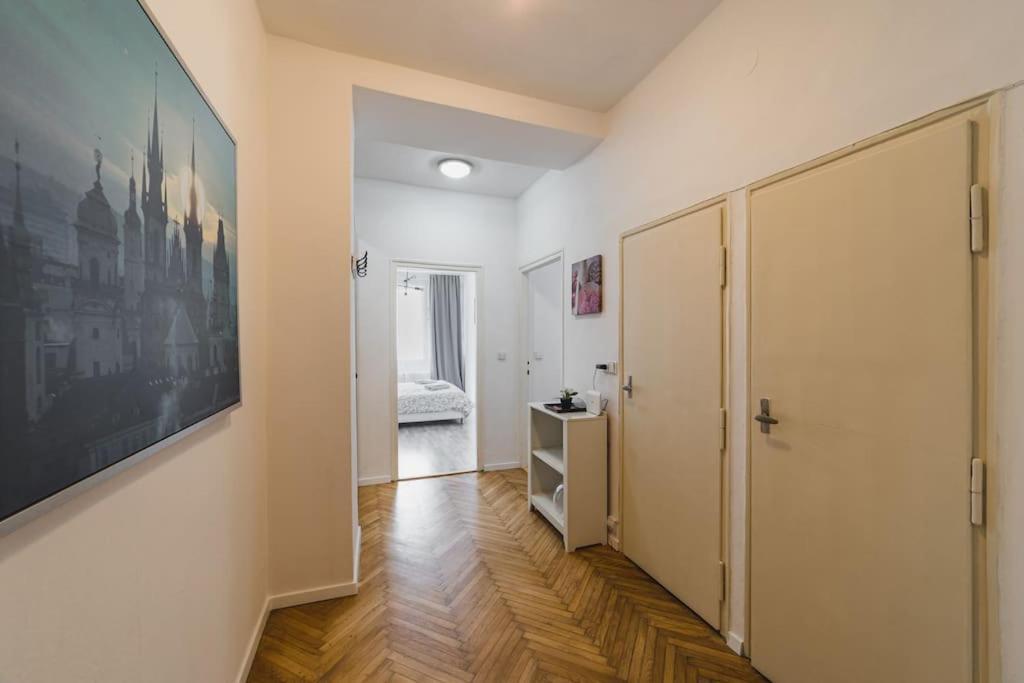 Dlouha Hemingway Apartmán